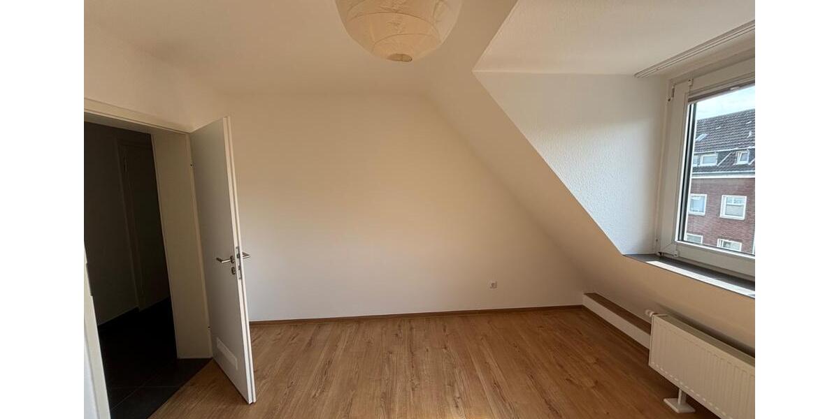Etagenwohnung Düsseldorf Stadtbezirk 9 - 1 Zimmer, 18 m&sup2;, 600&euro; | Angebot:26396537