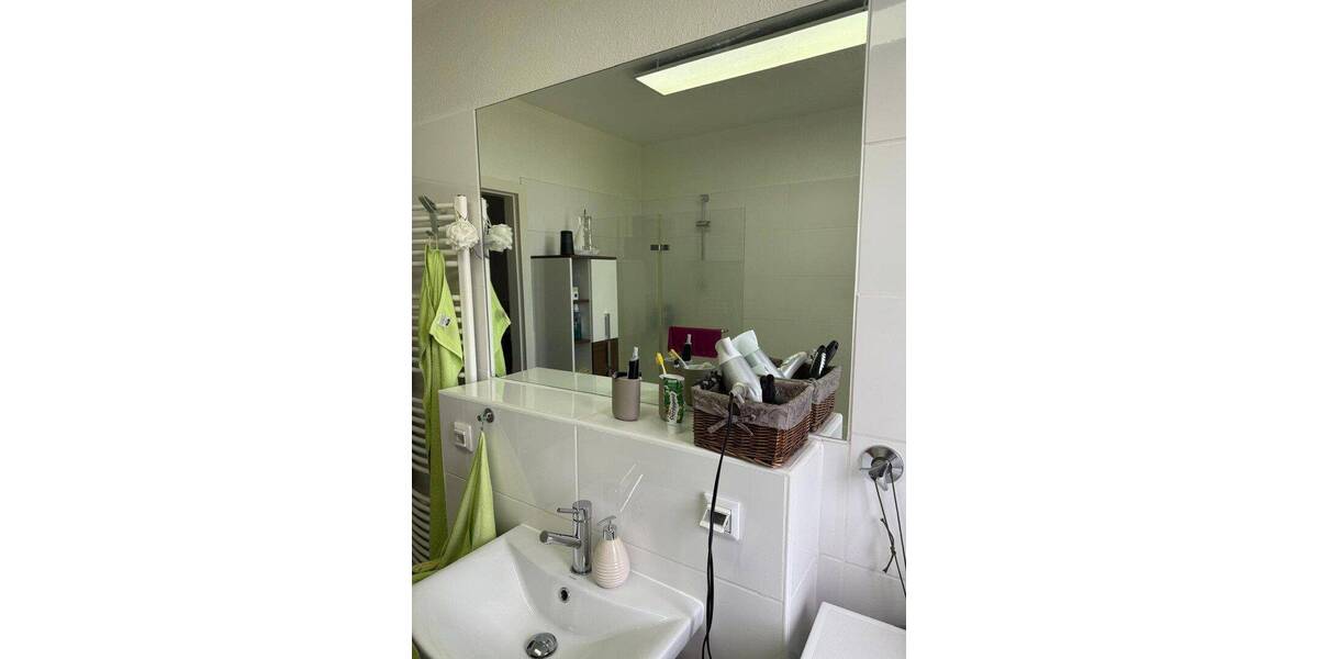 Etagenwohnung Hilden - 3 Zimmer, 83 m&sup2;, 1.050&euro; | Angebot:26879234