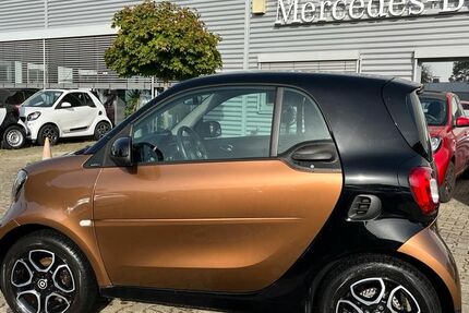 Smart ForTwo 31.500 km 16.390 € Köln 50859