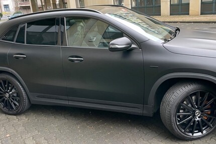 Mercedes-Benz GLA-Klasse 60.000 km 45.000 € Düsseldorf 40213