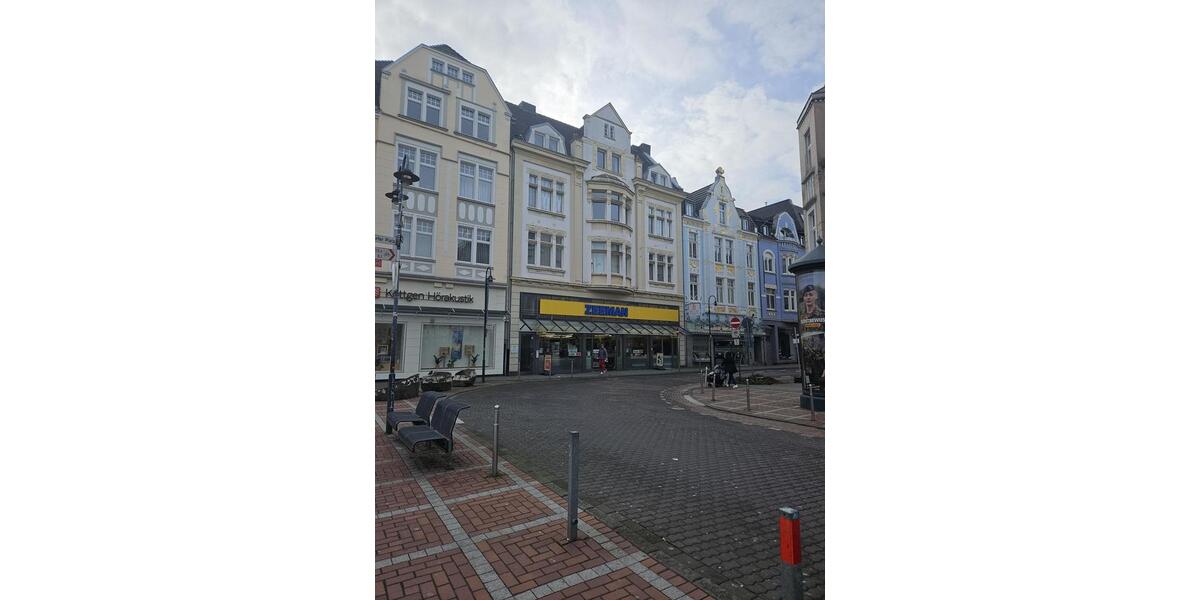 Etagenwohnung Leverkusen - 4 Zimmer, 150 m&sup2;, 1.395&euro; | Angebot:26357528