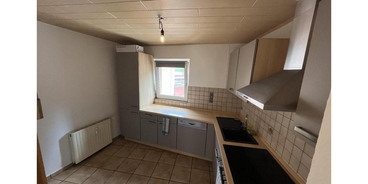 Lichtdurchflutete Maisonettewohnung in ruhiger Straße 3 zimmer