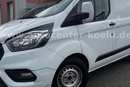 Ford Transit Custom 225.700 km 7.450 € Bedburg 50181