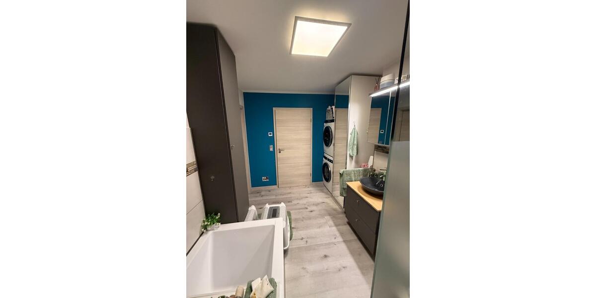 Top-saniert & zentral: 3-Zimmer-Wohnung mit Südbalkon in Monheim 3 zimmer