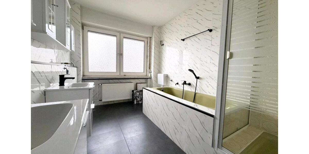 Etagenwohnung Hilden - 3 Zimmer, 120 m&sup2;, 1.400&euro; | Angebot:26312970