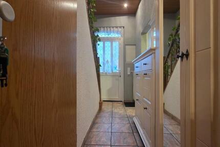 Voll möbliertes 3-Zimmer-Reihenhaus - befristet 1 Jahr 3 zimmer