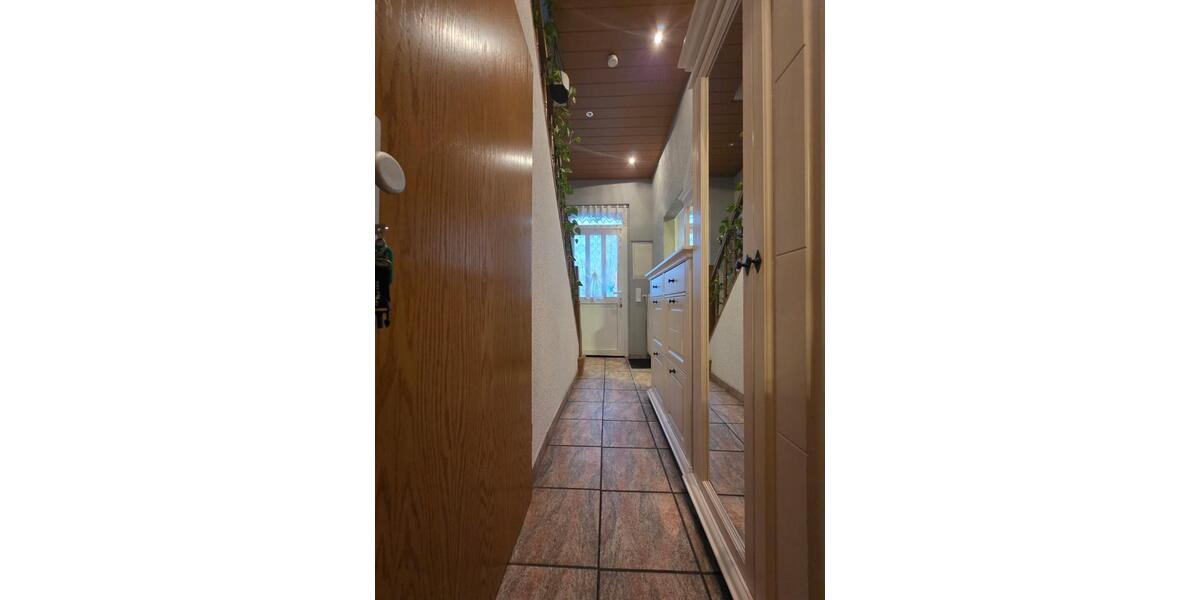 Voll möbliertes 3-Zimmer-Reihenhaus - befristet 1 Jahr 3 zimmer