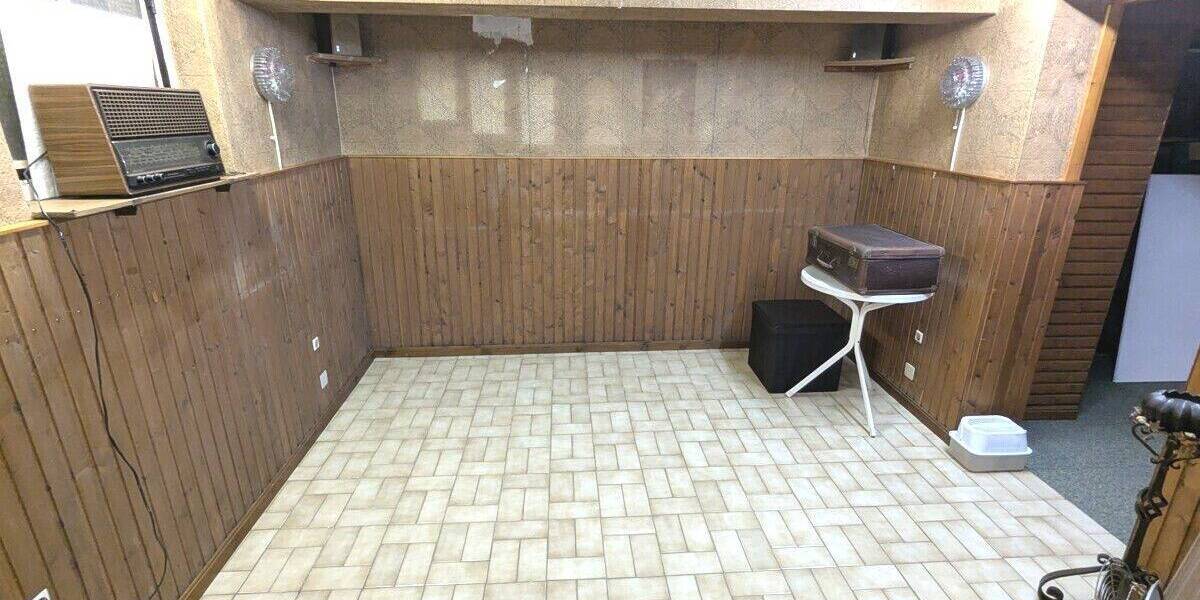 Perfekt für Ihre Familie: Freistehendes EFH mit Keller, Garage und Garten in ruhiger Waldrand-Lage 6 zimmer