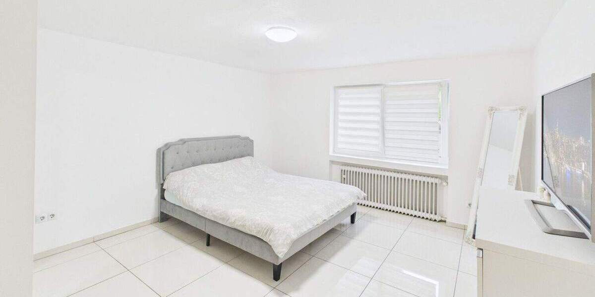 Bungalow Bergheim Niederaußem - 8 Zimmer, 314 m&sup2;, 858.000&euro; | Angebot:25385571