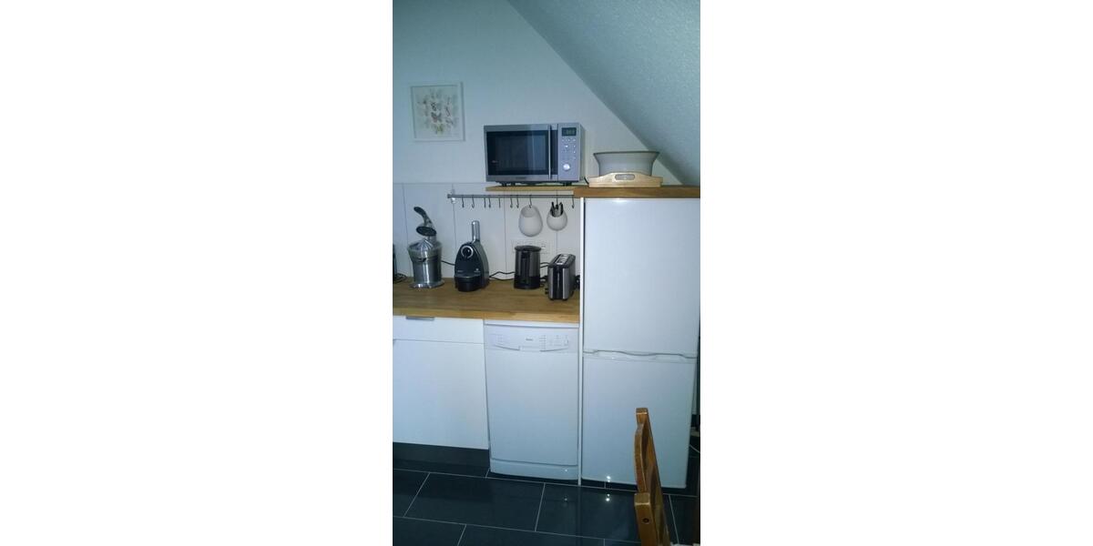 Dachgeschoßwohnung Düsseldorf Stadtbezirk 8 - 1 Zimmer, 35 m&sup2;, 650&euro; | Angebot:25612762