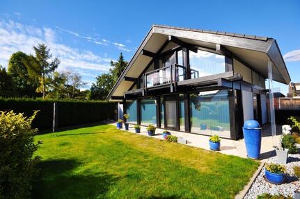 Stilvolles Einfamilienhaus im Grünen – Nähe Köln