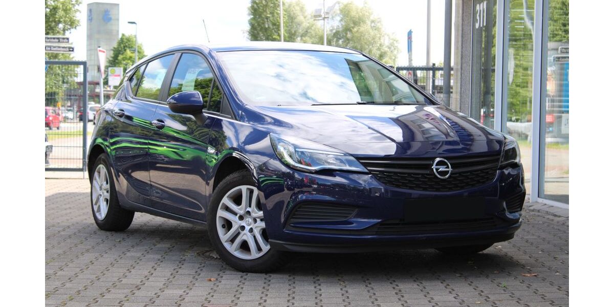 Opel Astra 108.946 km 6.999 &euro; Düsseldorf 40625