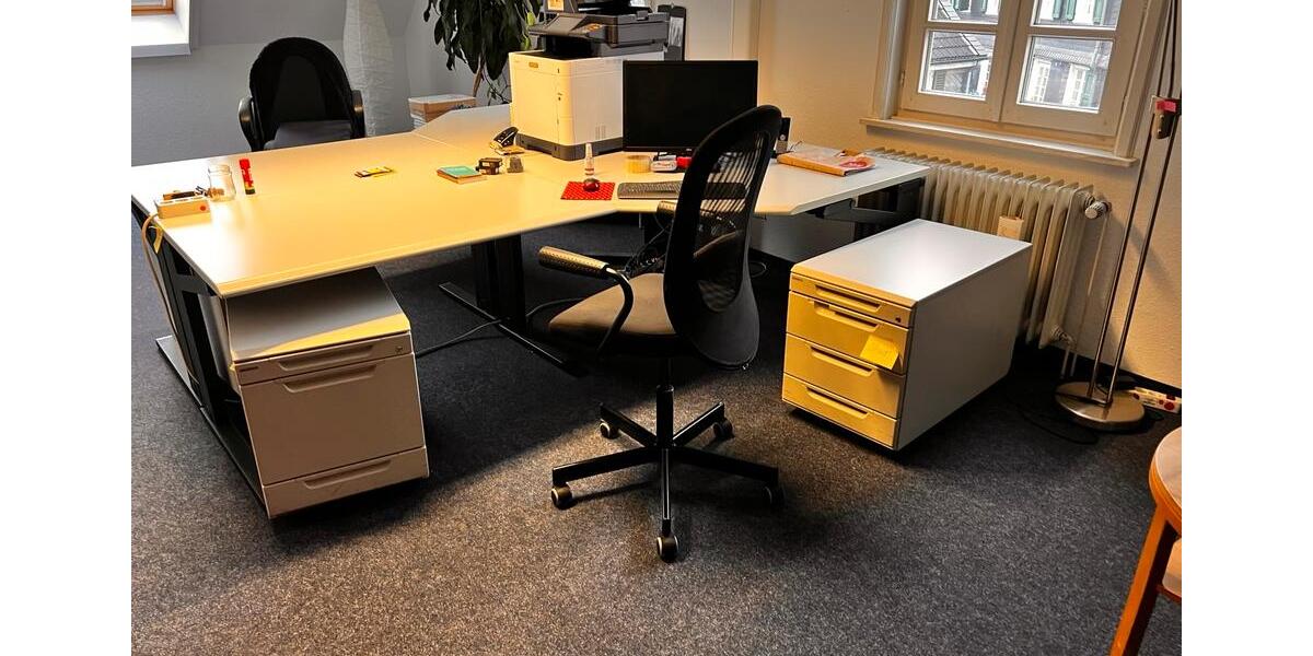 Dachgeschoss komplett zu mieten 100QM zimmer