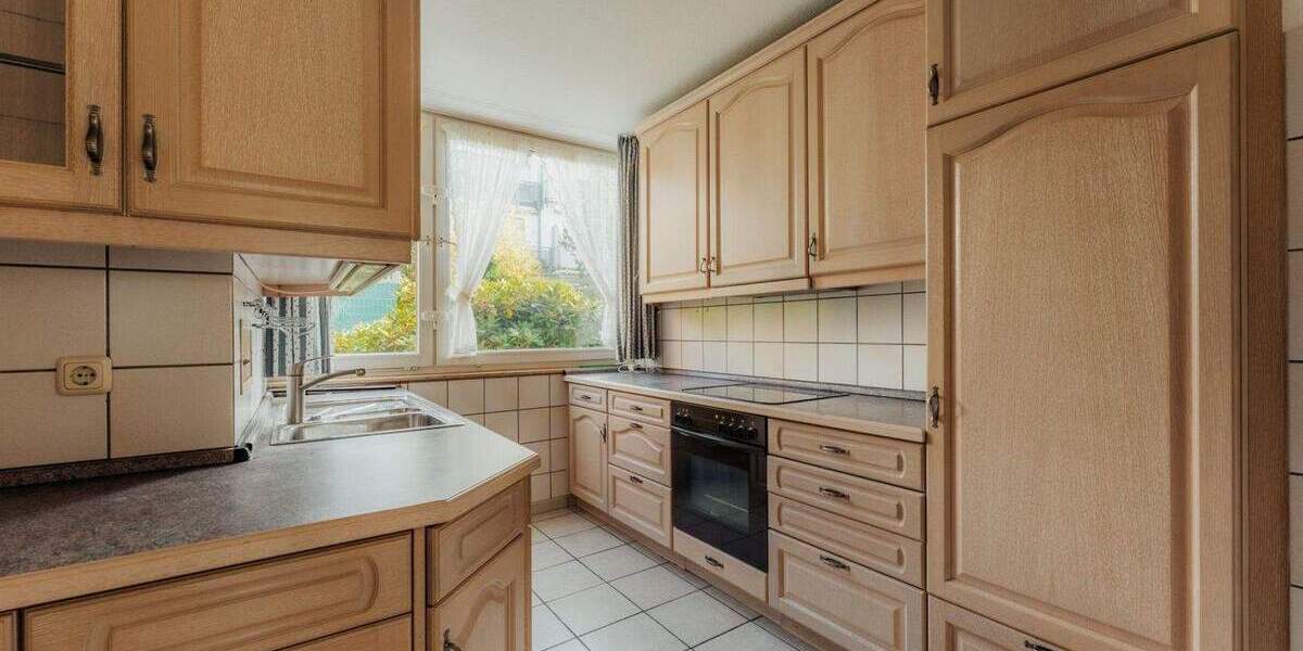 Reihenmittelhaus Bergisch Gladbach Moitzfeld - 5 Zimmer, 124 m&sup2;, 399.000&euro; | Angebot:25471814