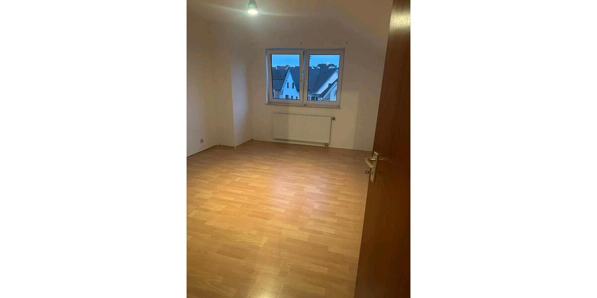 4-Zimmer-Dachgeschosswohnung 4 zimmer