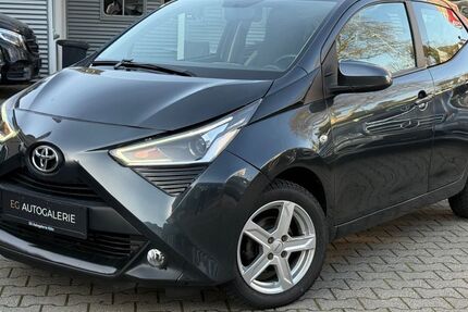Toyota Aygo (X) 22.400 km 11.850 &euro; Köln 51109