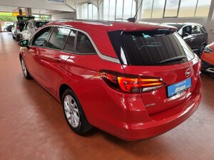 Opel Astra Elegance Navi Keyless Park&Go Klimaautom. Wi 25.902 km 20.390 &euro; HAAN 42781