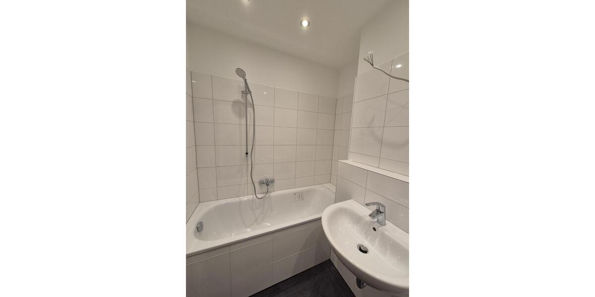 Etagenwohnung Düsseldorf Oberbilk - 1 Zimmer, 30 m&sup2;, 650&euro; | Angebot:25613550