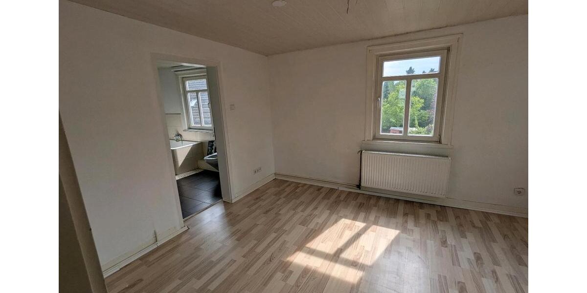 Einfamilienhaus Remscheid Reinshagen - 5 Zimmer, 133 m&sup2;, 280.000&euro; | Angebot:24781858