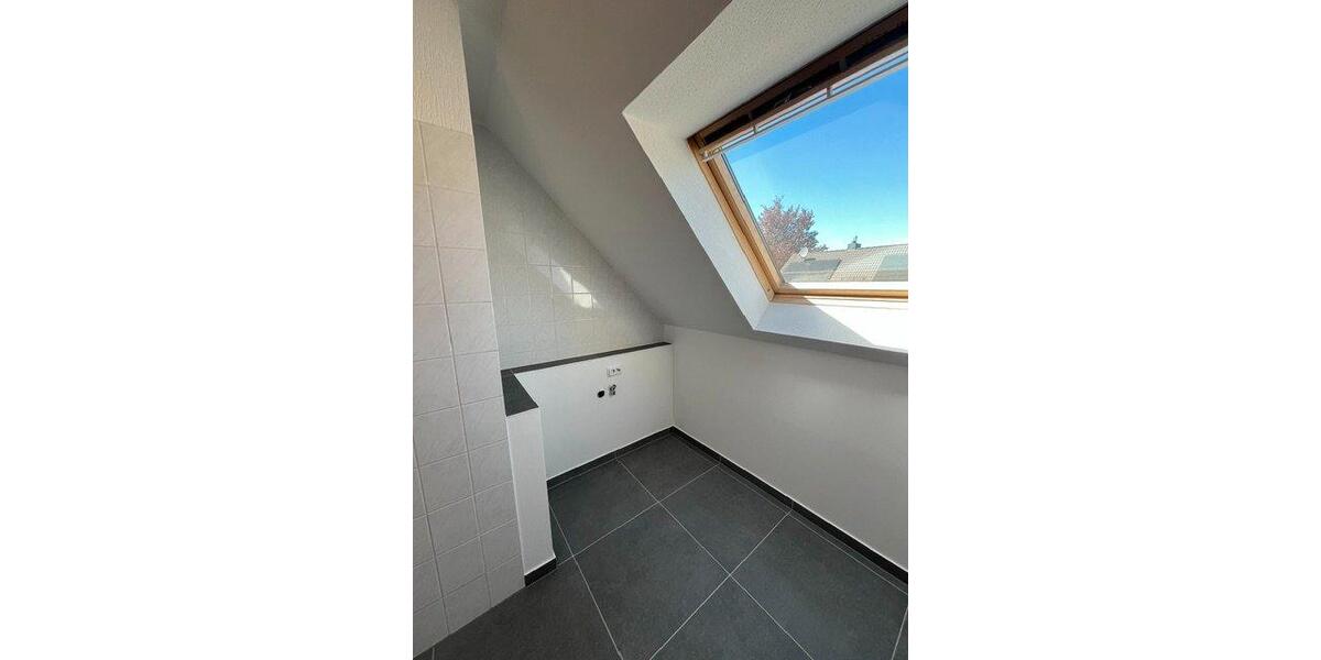 Etagenwohnung Overath - 2.5 Zimmer, 75 m&sup2;, 900&euro; | Angebot:26604530