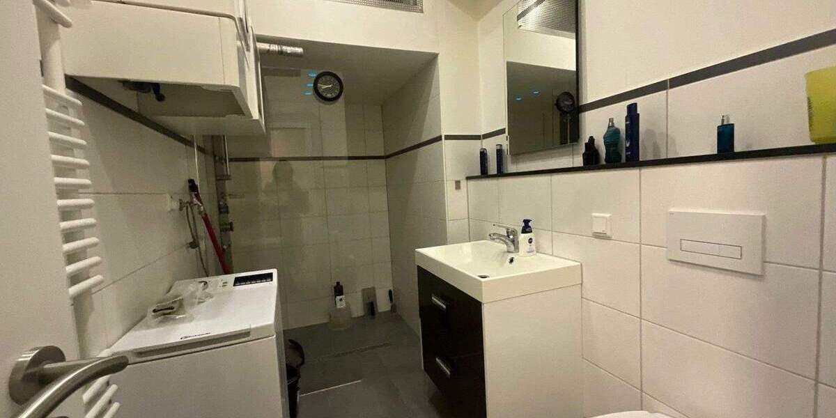 Etagenwohnung Düsseldorf Flingern Süd - 2 Zimmer, 44 m&sup2;, 145.000&euro; | Angebot:24812436