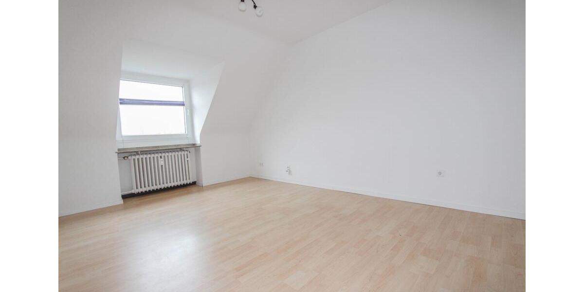 Charmante Dachgeschosswohnung in Zentraler Lage von Neuss 2 zimmer
