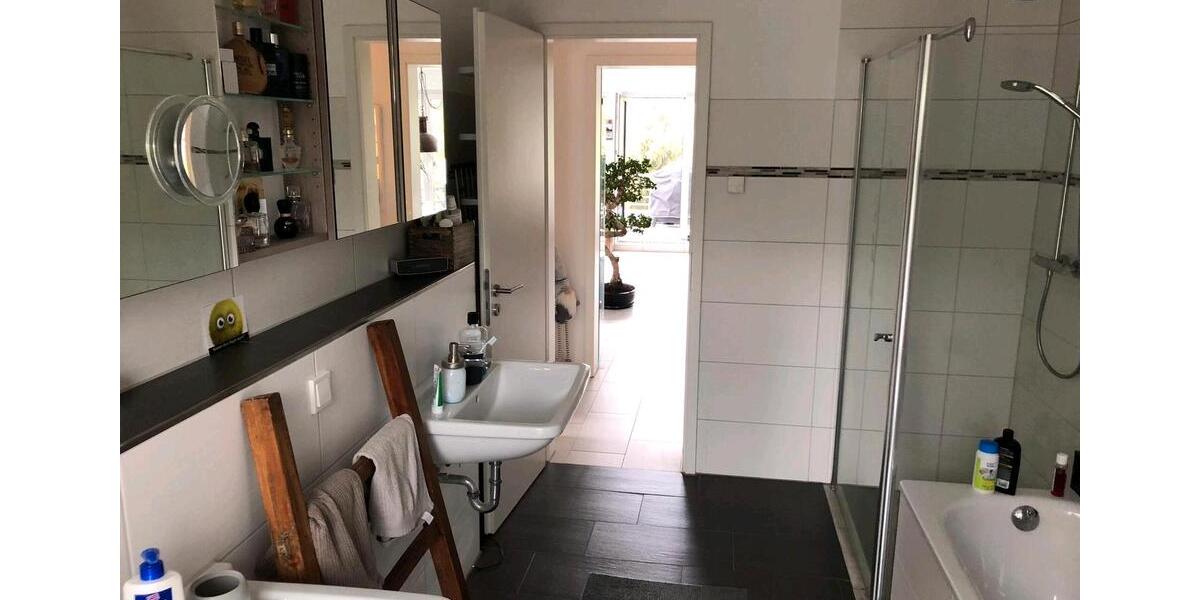 Etagenwohnung Bergisch Gladbach Paffrath - 3 Zimmer, 86 m&sup2;, 380.000&euro; | Angebot:24838227