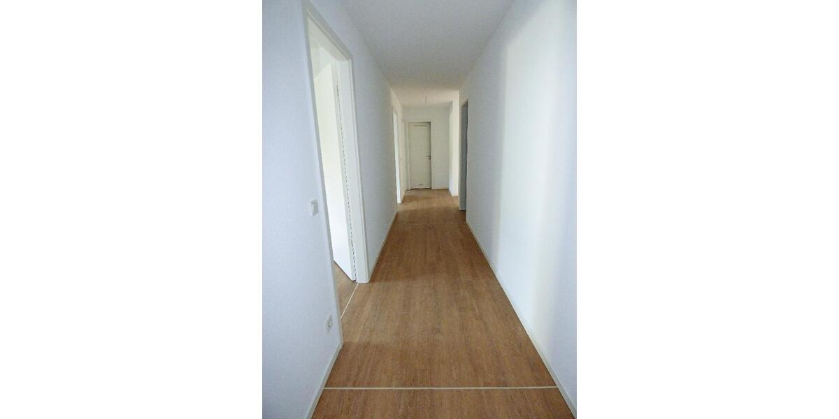 Erdgeschoßwohnung Leverkusen Alkenrath - 4 Zimmer, 110 m&sup2;, 1.375&euro; | Angebot:25366771