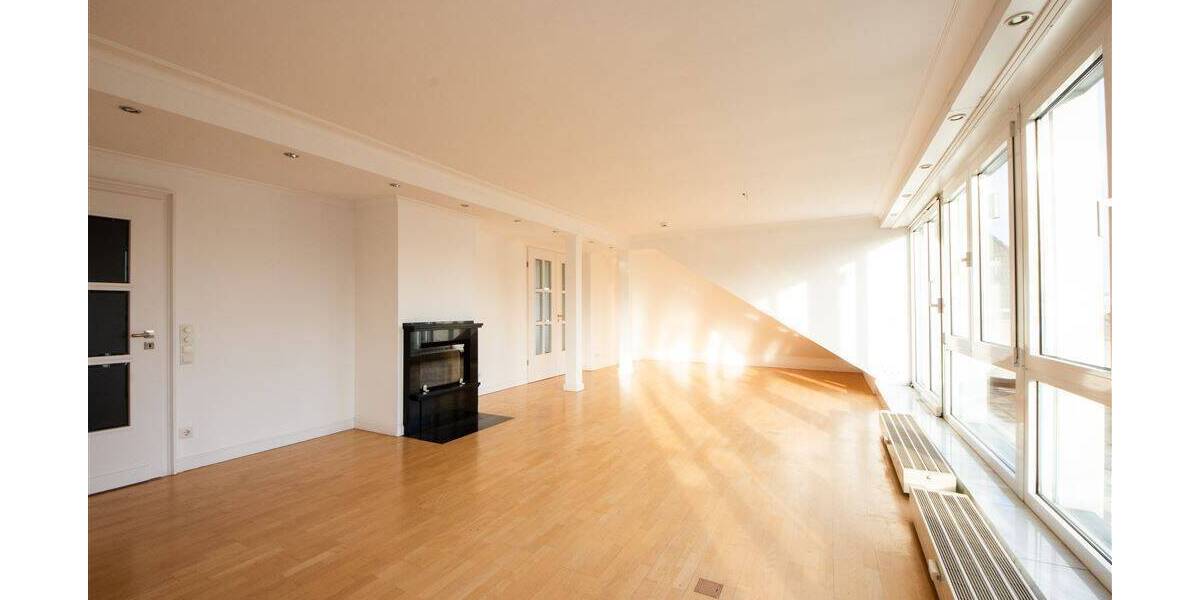 Etagenwohnung Düsseldorf Golzheim - 3 Zimmer, 143 m&sup2;, 759.900&euro; | Angebot:26881791