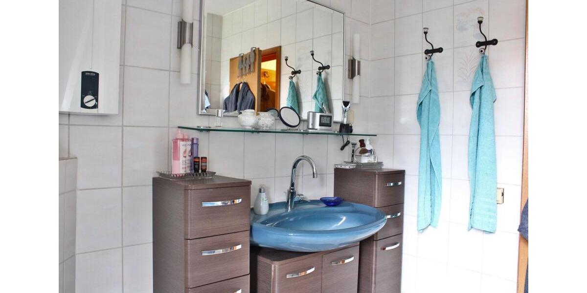 GRUITEN-DORF + + + 4,5 Zimmer Komfort- Wohnung mit Kamin 4.5 zimmer