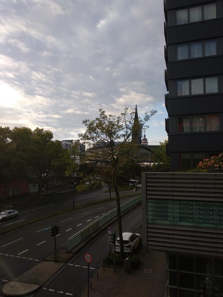 Zwischenmiete, Dom-Blick, 1 Zimmer (befristet 6 Monate) zimmer