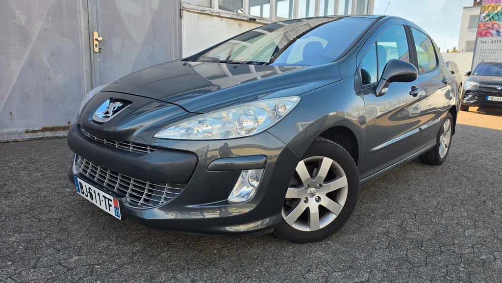 Peugeot 308 158.500 km 3.690 &euro; Neuss 41462