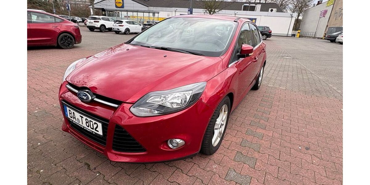 Ford Focus 89.500 km 8.000 &euro; Düsseldorf 40215