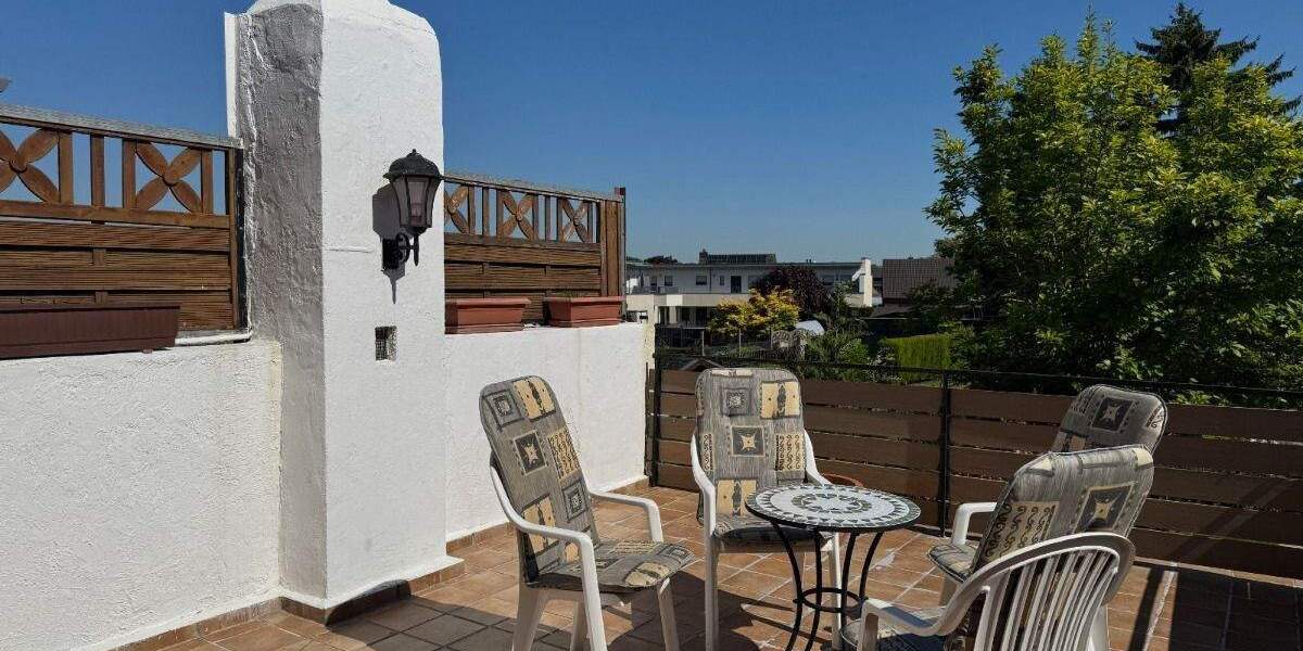 schönes, ruhig gelegenes Einfamilienhaus mit großem Garten zu verkaufen! 7 zimmer