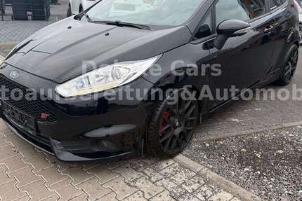 Ford Fiesta 133.500 km 12.300 € Brühl 50321