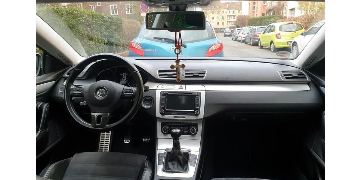 VW CC 190.000 km 5.000 &euro; Köln 50939