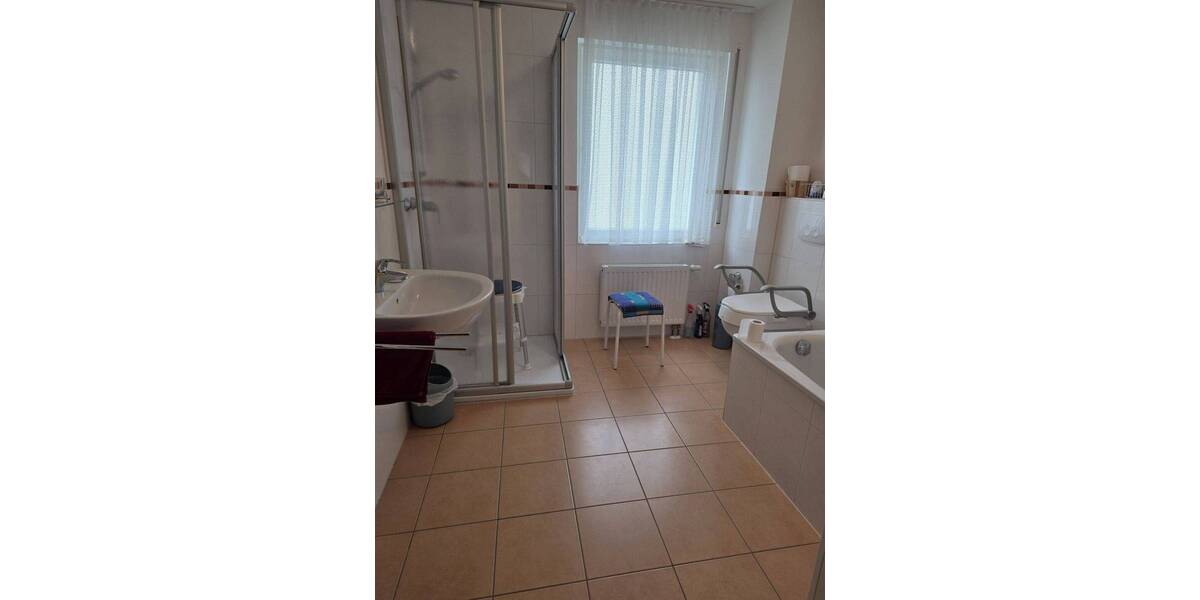 Mehrfamilienhaus, Wohnhaus Troisdorf - 4 Zimmer, 125 m&sup2;, 499.000&euro; | Angebot:26804134