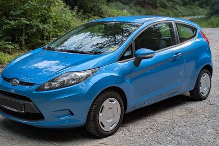 Ford Fiesta 177.060 km 2.750 &euro; Remscheid 42855