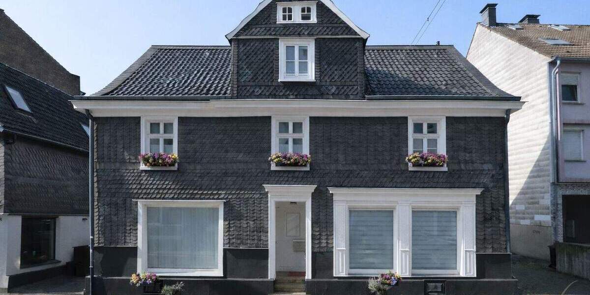 Mehrfamilienhaus, Wohnhaus Solingen / Wald Wald - 8 Zimmer, 140 m&sup2;, 299.000&euro; | Angebot:25836206