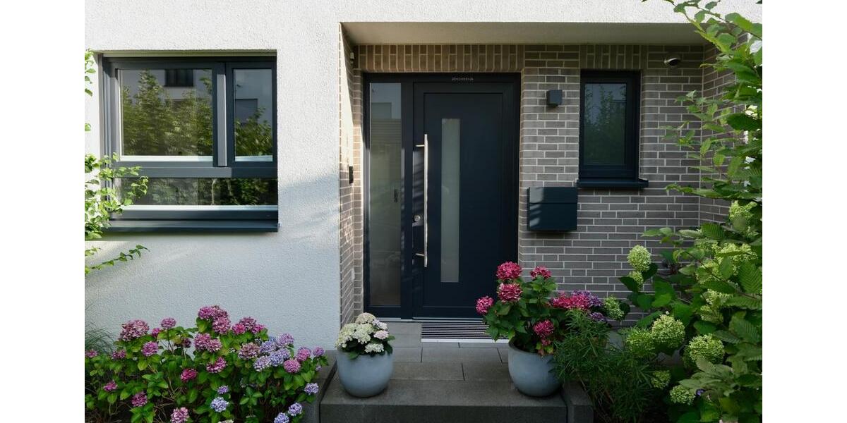 Reihenhaus Düsseldorf Stadtbezirk 3 - 6 Zimmer, 178 m&sup2;, 1.525.000&euro; | Angebot:27093825
