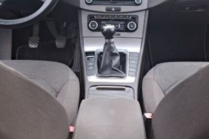 VW Passat 331.330 km 4.100 &euro; Grevenbroich 41517