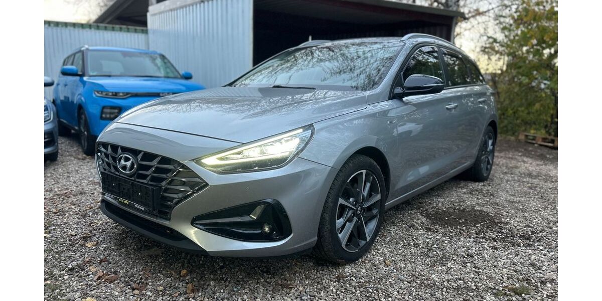 Hyundai i30 153.181 km 12.799 &euro; Langenfeld 40764