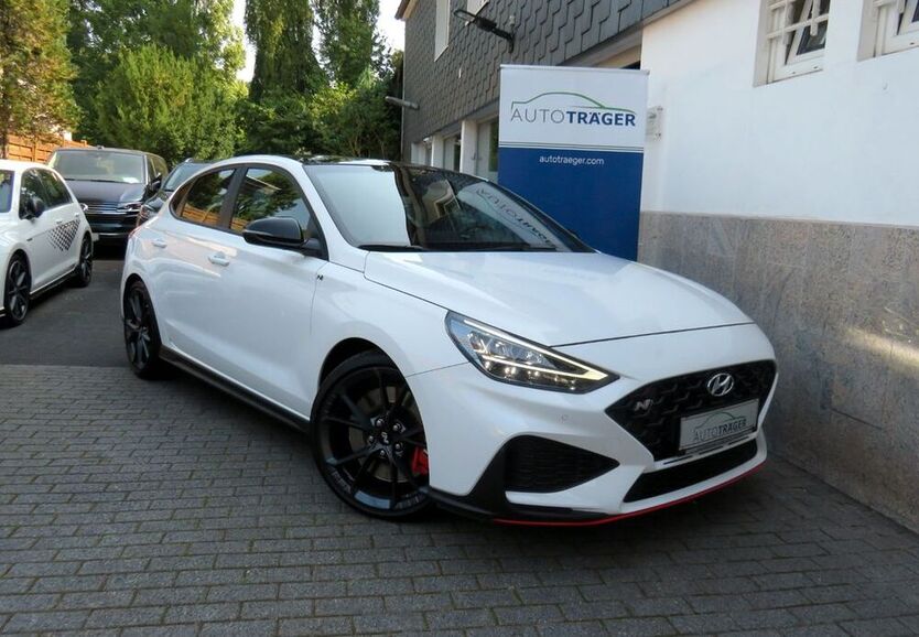 i30