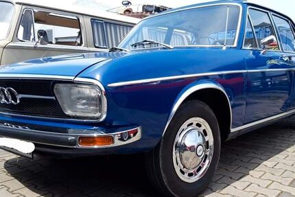 Audi 100