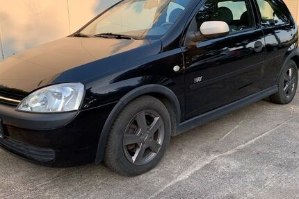 Opel Corsa 197.361 km 1.795 € Köln 51107