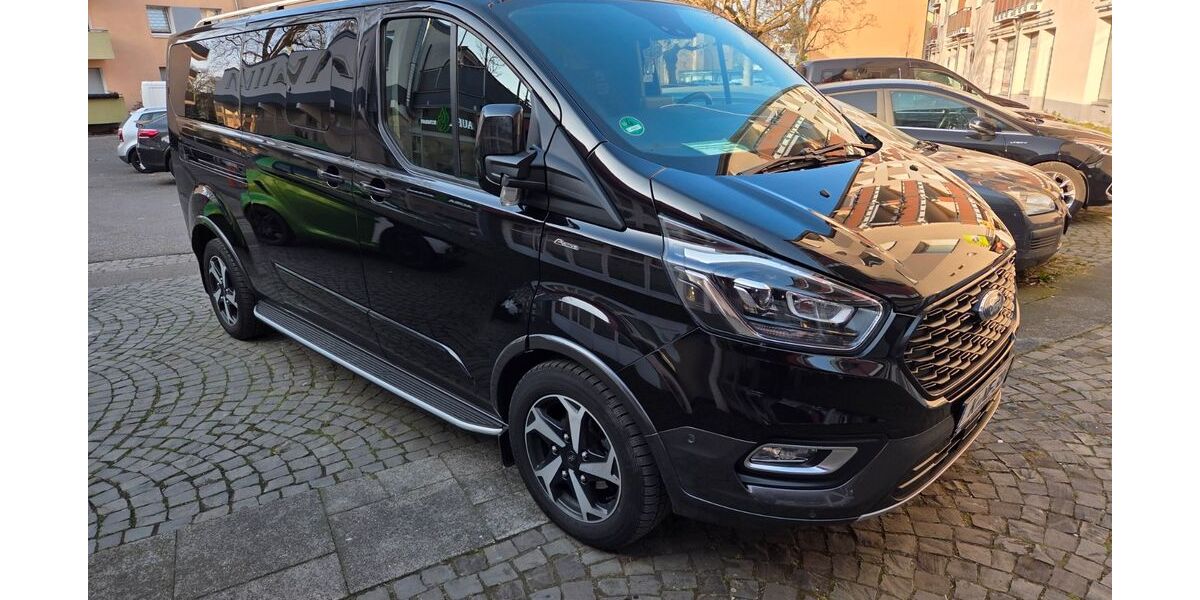 Ford Tourneo Custom 62.100 km 38.000 &euro; Köln 50739