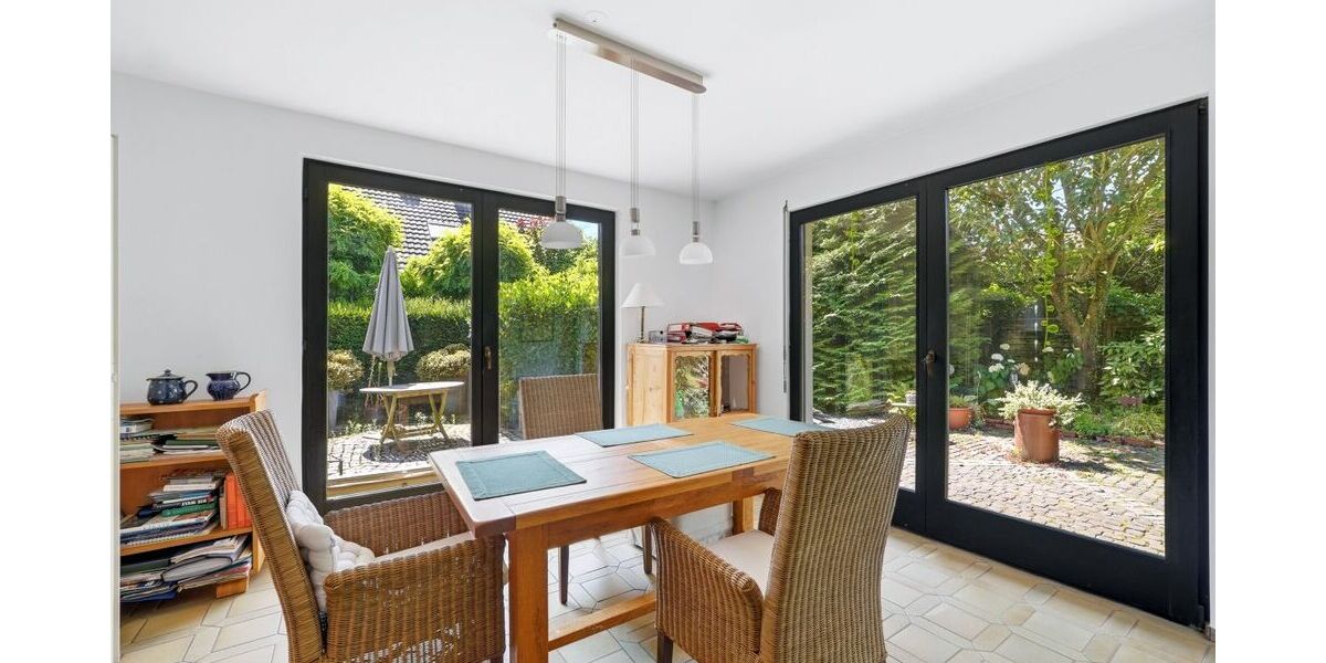 Idylle in Lohmar - Freistehendes Einfamilienhaus mit besonderer Architektur und lichtdurchfluteten Räumlichkeiten! - Einfamilienhaus Lohmar | Angebot:27107864