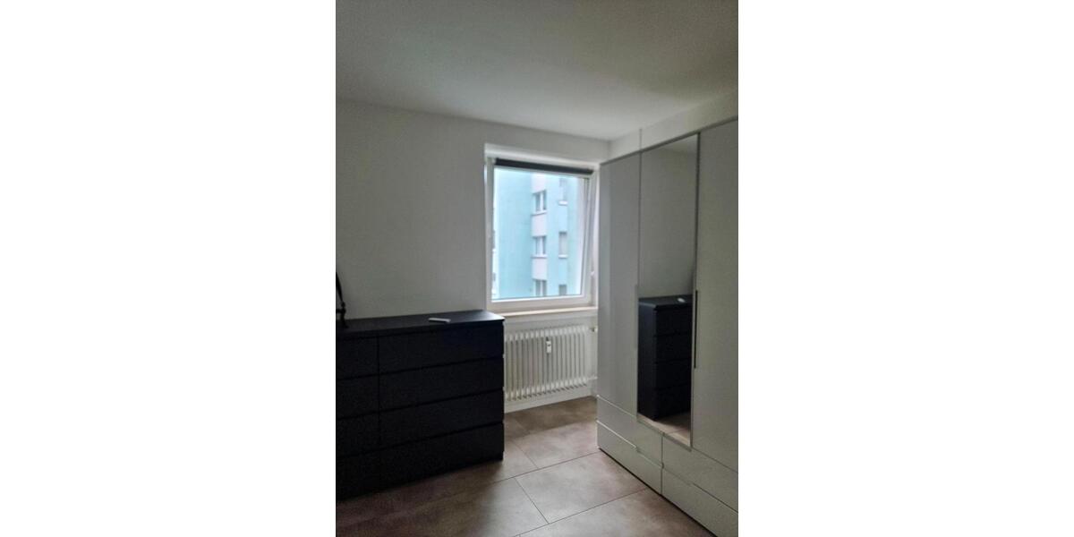 Etagenwohnung Langenfeld (Rheinland) - 4 Zimmer, 98 m&sup2;, 301.000&euro; | Angebot:26967538