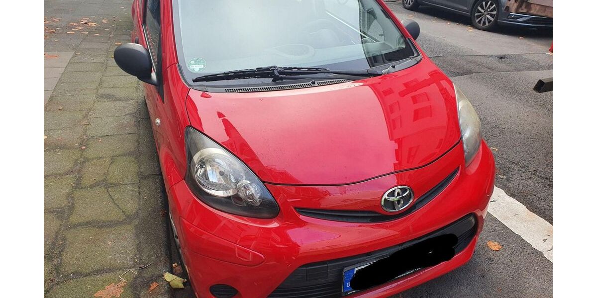 Toyota Aygo (X) 110.300 km 3.000 &euro; Köln 50733
