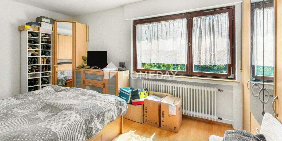 Modernisiertes Einfamilienhaus mit separater Einliegerwohnung und großem Grundstück 7 zimmer